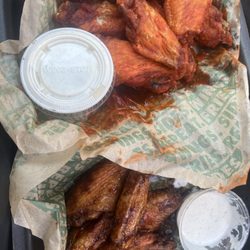 Wingstop - Flat wings