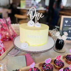 Mitra Art Cake - Dumpling themed strawberry crème vanilla cake