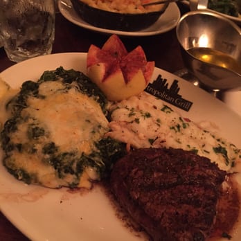Metropolitan Grill - Filet Mignon w/lobster tail creamed spinach - American Near Me - Seattle, Washington Metropolitan Grill - Filet Mignon w/lobster tail creamed spinach - American Near Me - Seattle, Washington
