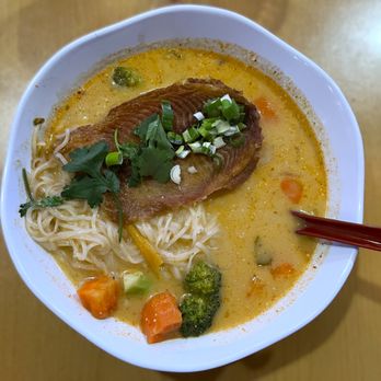Thai Lanna - Tom Yum rice noodle soup with fish - Thai Near Me - Denver, Colorado