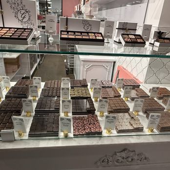 Ginger Elizabeth Chocolates - Chocolate collection - Macarons Near Me - Sacramento, California Ginger Elizabeth Chocolates - Chocolate collection - Macarons Near Me - Sacramento, California