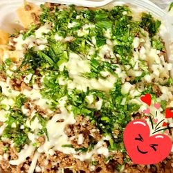 Very very yummy nachos...