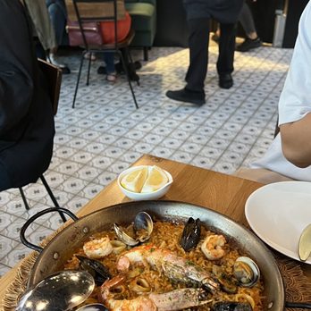 Dos Besos - Seafood paella - Spanish Near Me - Pasadena, California Dos Besos - Seafood paella - Spanish Near Me - Pasadena, California