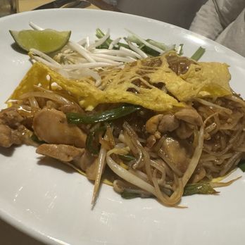 Saladang Thai Kitchen - Pad Thai with chicken - Seafood Near Me - Sanford, North Carolina Saladang Thai Kitchen - Pad Thai with chicken - Seafood Near Me - Sanford, North Carolina