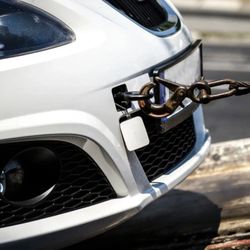 Lucas Auto Parts & Towing