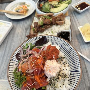 Chubby Sushi & Ramen - Lunch Special - Tuna Salmon Mix Poke, Chicken Teriyaki, House Salad - Sushi Bars Near Me - Brea, California