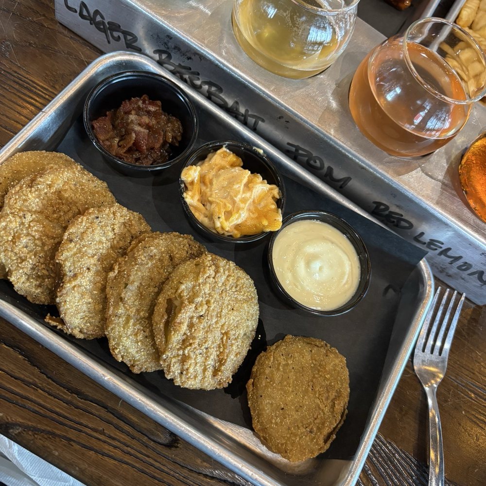 Iron Forge Brewing Co. - Fried green tomatoes with bacon jam and pimento cheese - Breweries Near Me - Sevierville, Tennessee