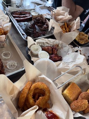 Big Belly Que by null