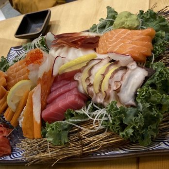 Sushi Sooshimi - Japanese Near Me - Mississauga, Ontario