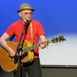 Graham Parker in concert at the Avenel Performing Arts Center, June 5, 2022. Graham Parker in concert at the Avenel Performing Arts Center, June 5, 2022.