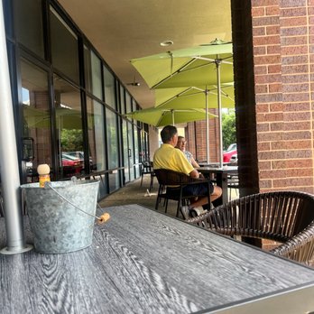 First Watch - Outdoor patio - Breakfast & Brunch Near Me - San Antonio, Texas