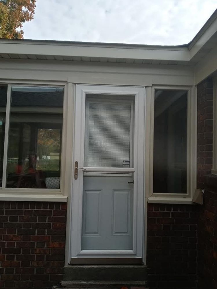 Slide of H I C Handyman Service