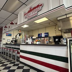 New York Pizzeria