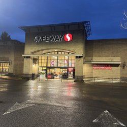 Safeway - Out front