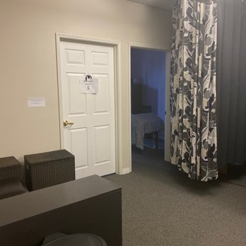Harer and Mortensen Chiropractic - Massage rooms - Chiropractors Near Me - Ventura, California Harer and Mortensen Chiropractic - Massage rooms - Chiropractors Near Me - Ventura, California