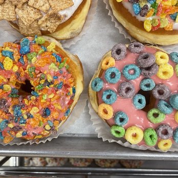 Golden Donuts - Very creative donuts - Donuts Near Me - Elk Grove, California