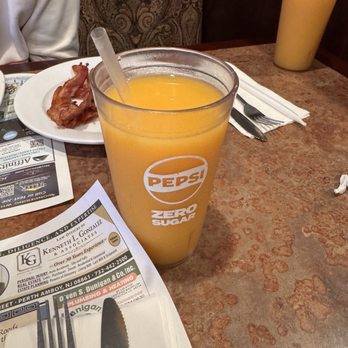 Reo Diner - Orange juice - Diners Near Me - Woodbridge, New Jersey Reo Diner - Orange juice - Diners Near Me - Woodbridge, New Jersey