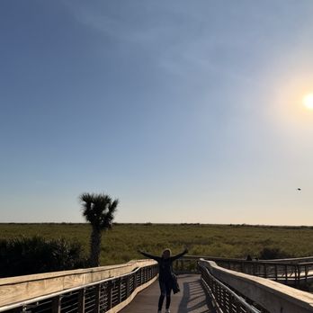 Everglades Elevated Boardwalk - Landscape photography with a person - Landmarks & Historical Buildings Near Me - Weston, Florida