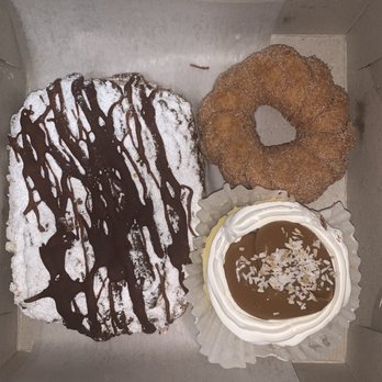 Campbell's Bakery - Chocolate filled crumb cake Dulce de leche cheesecake Churros donut - Bakeries Near Me - Brentwood, New York Campbell's Bakery - Chocolate filled crumb cake Dulce de leche cheesecake Churros donut - Bakeries Near Me - Brentwood, New York