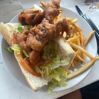 Hook & Anchor - Soft shell crab po'boy - Seafood Near Me - Costa Mesa, California
