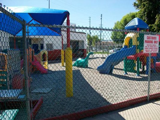 Classroom & Play Space - Create an inspiring and safe environment for children with our classroom and play space solutions tailored for child care centers, day cares, and preschools. We design and set up functional, engaging spaces that support learning and play, ensuring every area is clean, organized, and age-appropriate to foster development and creativity. Classroom & Play Space - Create an inspiring and safe environment for children with our classroom and play space solutions tailored for child care centers, day cares, and preschools. We design and set up functional, engaging spaces that support learning and play, ensuring every area is clean, organized, and age-appropriate to foster development and creativity.