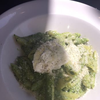Giovanni's Brooklyn Eats - Spinach penne - Italian Near Me - Brooklyn, New York Giovanni's Brooklyn Eats - Spinach penne - Italian Near Me - Brooklyn, New York