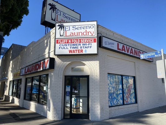 El Sereno Laundry by null