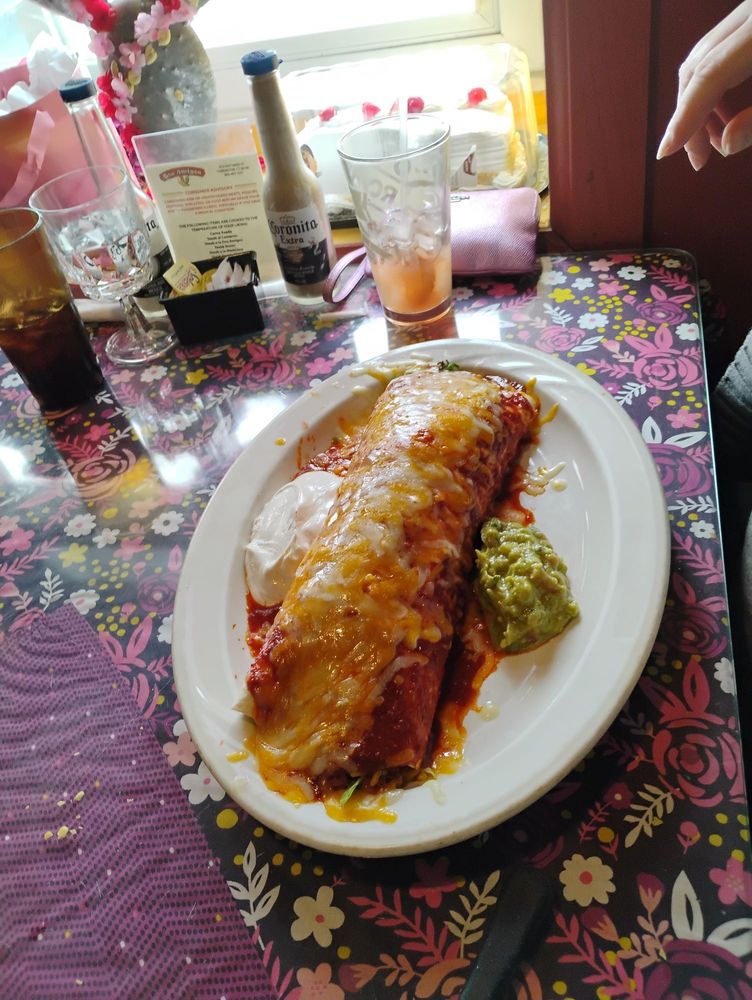 Dos Amigos — Mexican restaurant in Torrington