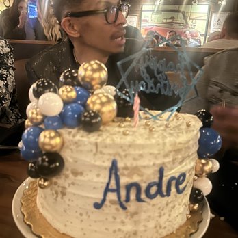 Daisy Cakes - Last minute came request - Patisserie/Cake Shop Near Me - Dallas, Texas