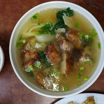 Yuet Lee - Duck won ton soup - Chinese Near Me - San Francisco, California