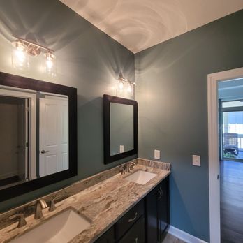 H Quality Painting - Main Bathroom - Painters Near Me - Raleigh , North Carolina H Quality Painting - Main Bathroom - Painters Near Me - Raleigh , North Carolina