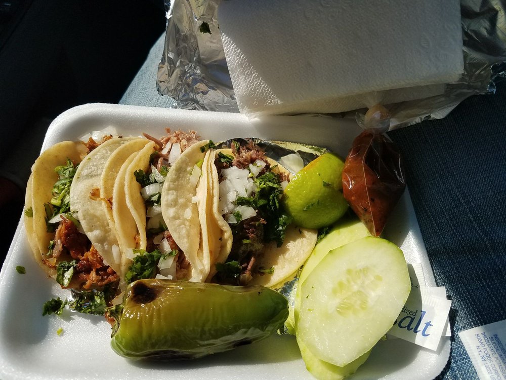 Mi Pueblo Taqueria Logo