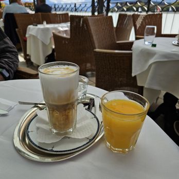 Restaurant Schwanen Cafe de Ville - Cafes Near Me - Luzern, LU Restaurant Schwanen Cafe de Ville - Cafes Near Me - Luzern, LU