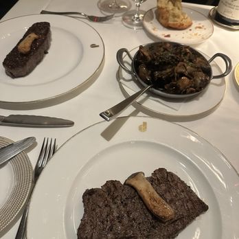 Don's Prime - Snake River and butterfly filet with mushrooms - Steakhouses Near Me - Las Vegas, Nevada Don's Prime - Snake River and butterfly filet with mushrooms - Steakhouses Near Me - Las Vegas, Nevada