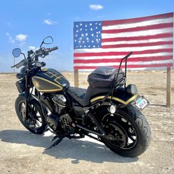 Fisher Motorcycle Service - 2014 Yamaha Bolt R-spec with a bunch of mods.