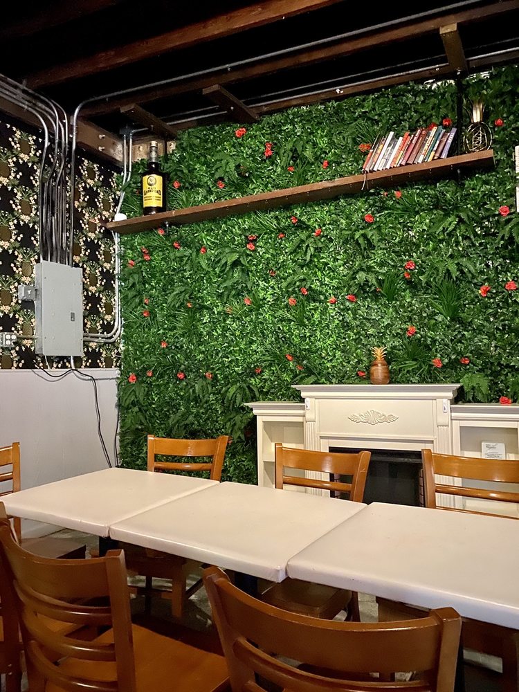 DAIQUIRI TIME OUT 265 Photos & 122 Reviews Cocktail Bars 2701