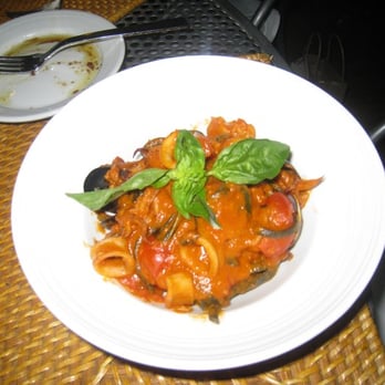Piccolo Sogno - Spaghetti nero "frutti di mare" - Italian Near Me - Chicago, Illinois Piccolo Sogno - Spaghetti nero "frutti di mare" - Italian Near Me - Chicago, Illinois