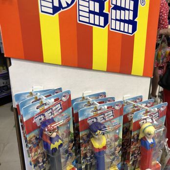 Giggles - Party Supplies Near Me - Montreal, Quebec Giggles - Party Supplies Near Me - Montreal, Quebec