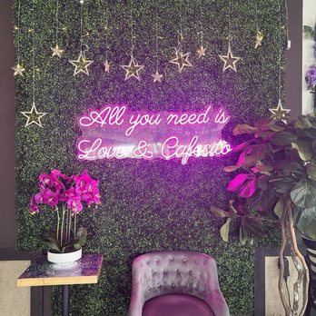 Casa de Cafe - Cute indoor decor - Coffee & Tea Near Me - Whittier, California Casa de Cafe - Cute indoor decor - Coffee & Tea Near Me - Whittier, California