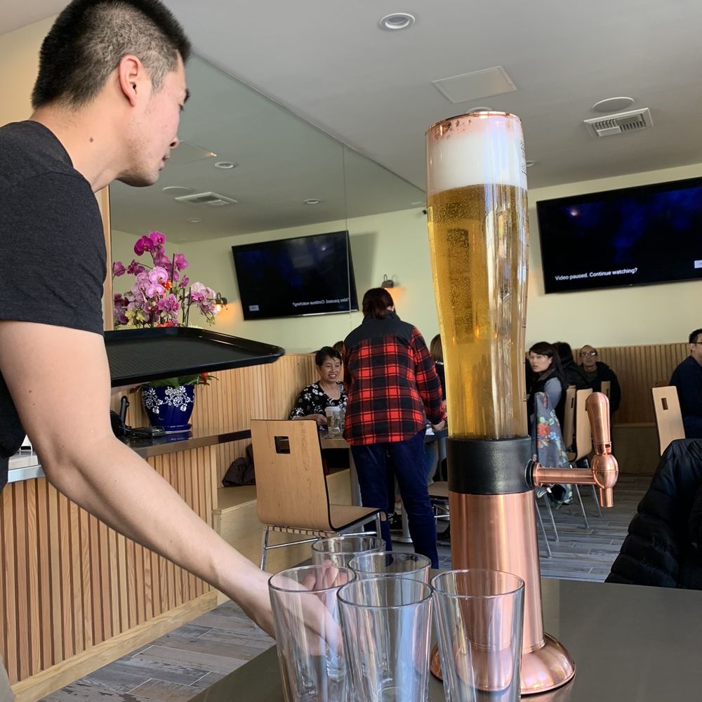 Feast - Beer tower - Hong Kong Style Cafe Near Me - Davis, California