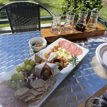 Golden Oak Micro Cellar - Charcuterie board - Wine Tasting Room Near Me - New Waverly, Texas
