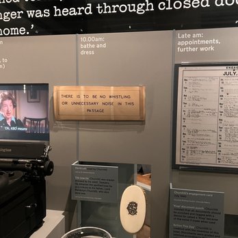 Churchill War Rooms - Landmarks & Historical Buildings Near Me - London, XGL Churchill War Rooms - Landmarks & Historical Buildings Near Me - London, XGL