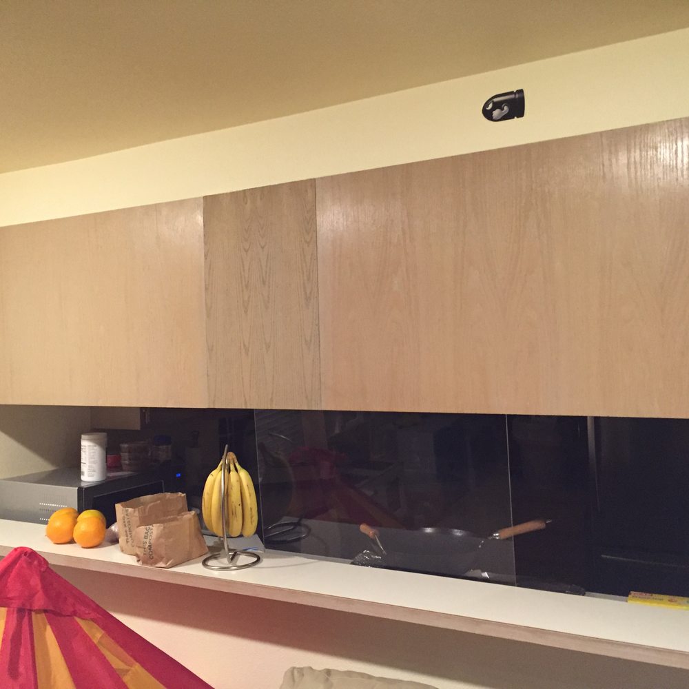 Cabinet Renovations - An inexperienced handyman tried to match the damaged panel but was not aware of the process of white washing cabinets. Ugly =( - Cabinetry Near Me Cabinet Renovations - An inexperienced handyman tried to match the damaged panel but was not aware of the process of white washing cabinets. Ugly =( - Cabinetry Near Me