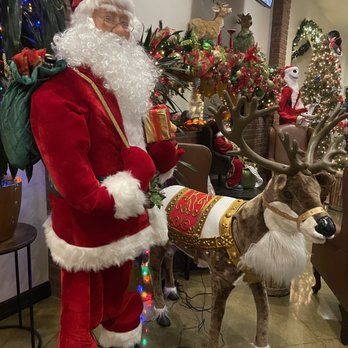 The Mexico Cafe - Santa and his reindeer - Salad Near Me - Temecula, California