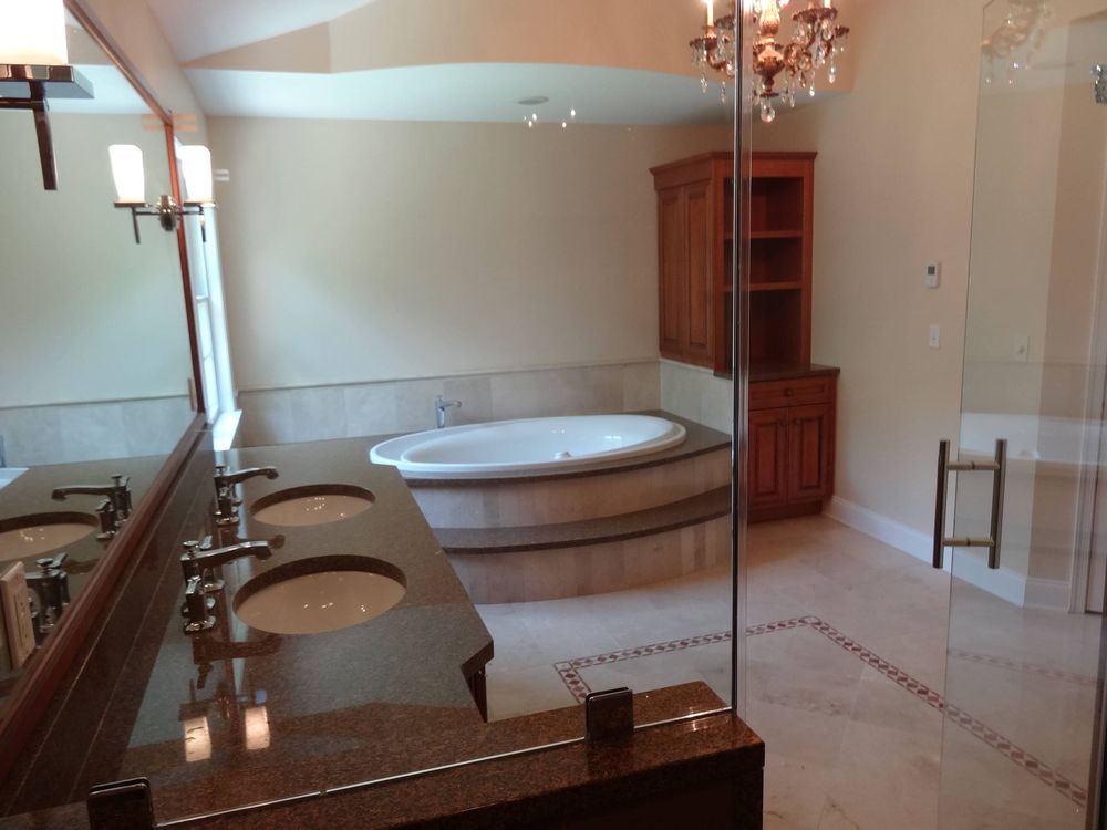 Slide of Jorge Builders