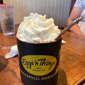 Eggs 'n Things Ko Olina - Hot Chocolate with Whipped Cream - American Near Me - Kapolei, Hawaii