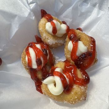 Zona Donut - Strawberry shortcake mini donuts, made to order - Donuts Near Me - Tucson, Arizona