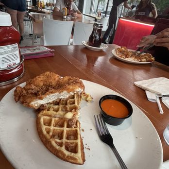 Big Pink - Pizza Near Me - Miami Beach, Florida