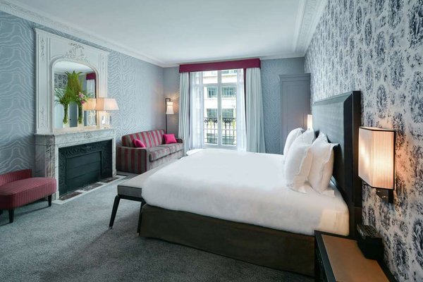 Maison Astor Paris, Curio Collection by Hilton by null