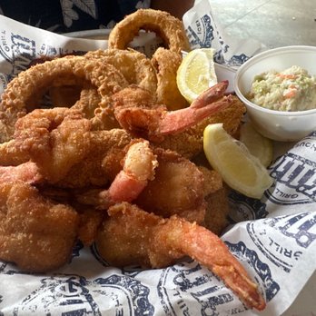 Willie's Grill & Icehouse - Fried Catfish and Shrimp Combo - American Near Me - San Antonio, Texas Willie's Grill & Icehouse - Fried Catfish and Shrimp Combo - American Near Me - San Antonio, Texas